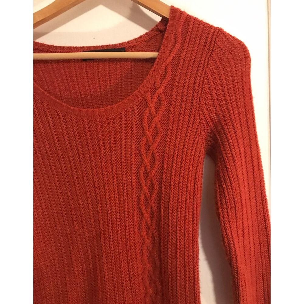 Limited Sweater - Picture 4 of 5